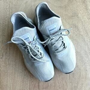 Adidas FW5328 Men's NMD R1.V2 Silver Running Sneakers, Size 9
